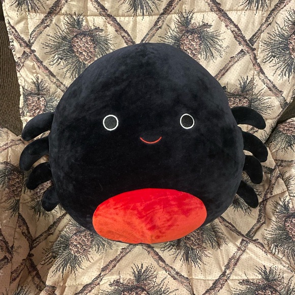 12” Bella the Spider Squishmallow - Picture 1 of 1